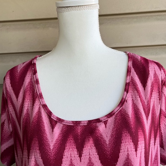 •Espresso• Brick Red Pullover Chevron Dress - Size 1X - Picture 3 of 6